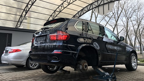 Два поста шиномонтажа Два поста шиномонтажа